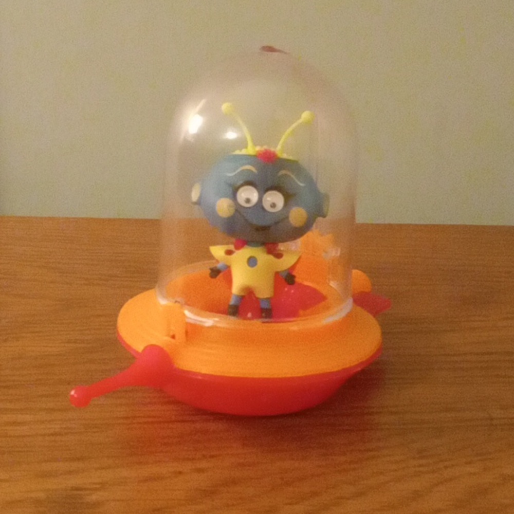 Kozmic kiddles spaceship toy